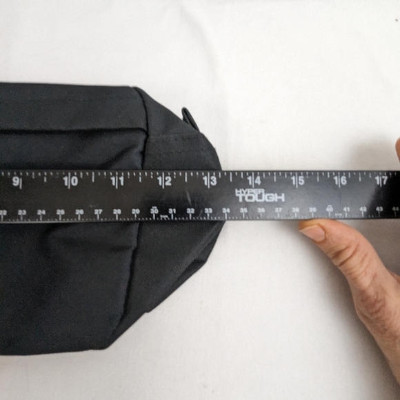 Guns N' Roses NWT Cosmetic/Travel Bag Unisex - Picture 4 of 7